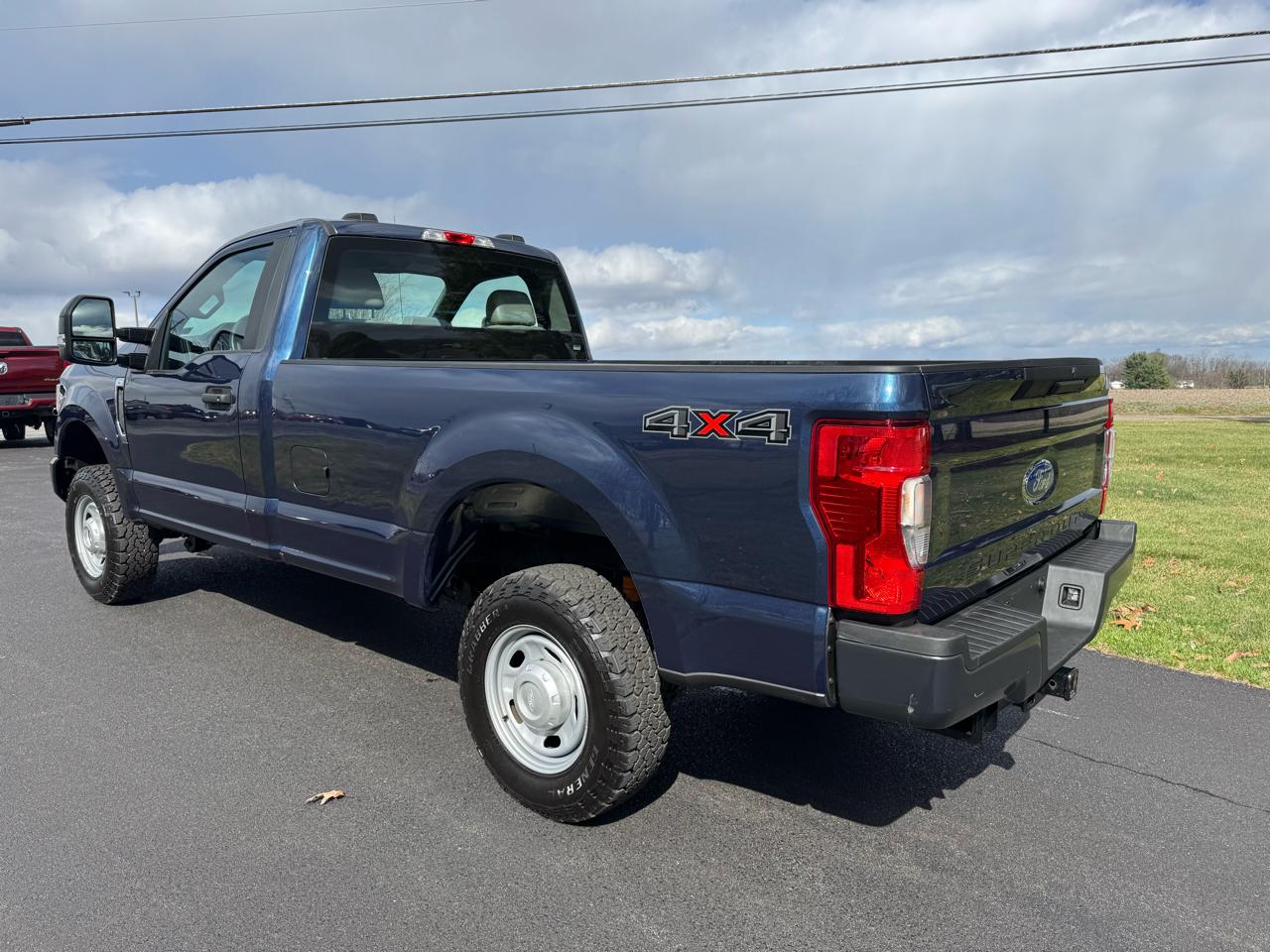 Ford Super Duty F-250 SRW XL 4WD Reg Cab 8' Box 2020