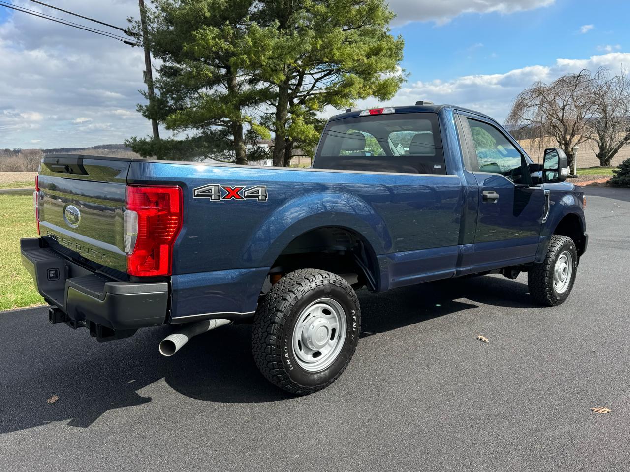 Ford Super Duty F-250 SRW XL 4WD Reg Cab 8' Box 2020