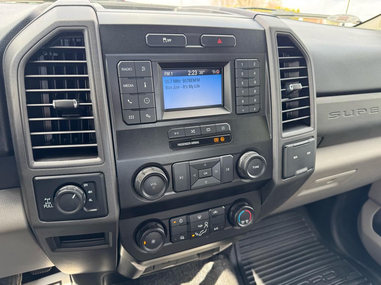 Ford Super Duty F-250 SRW XL 4WD Reg Cab 8' Box 2020