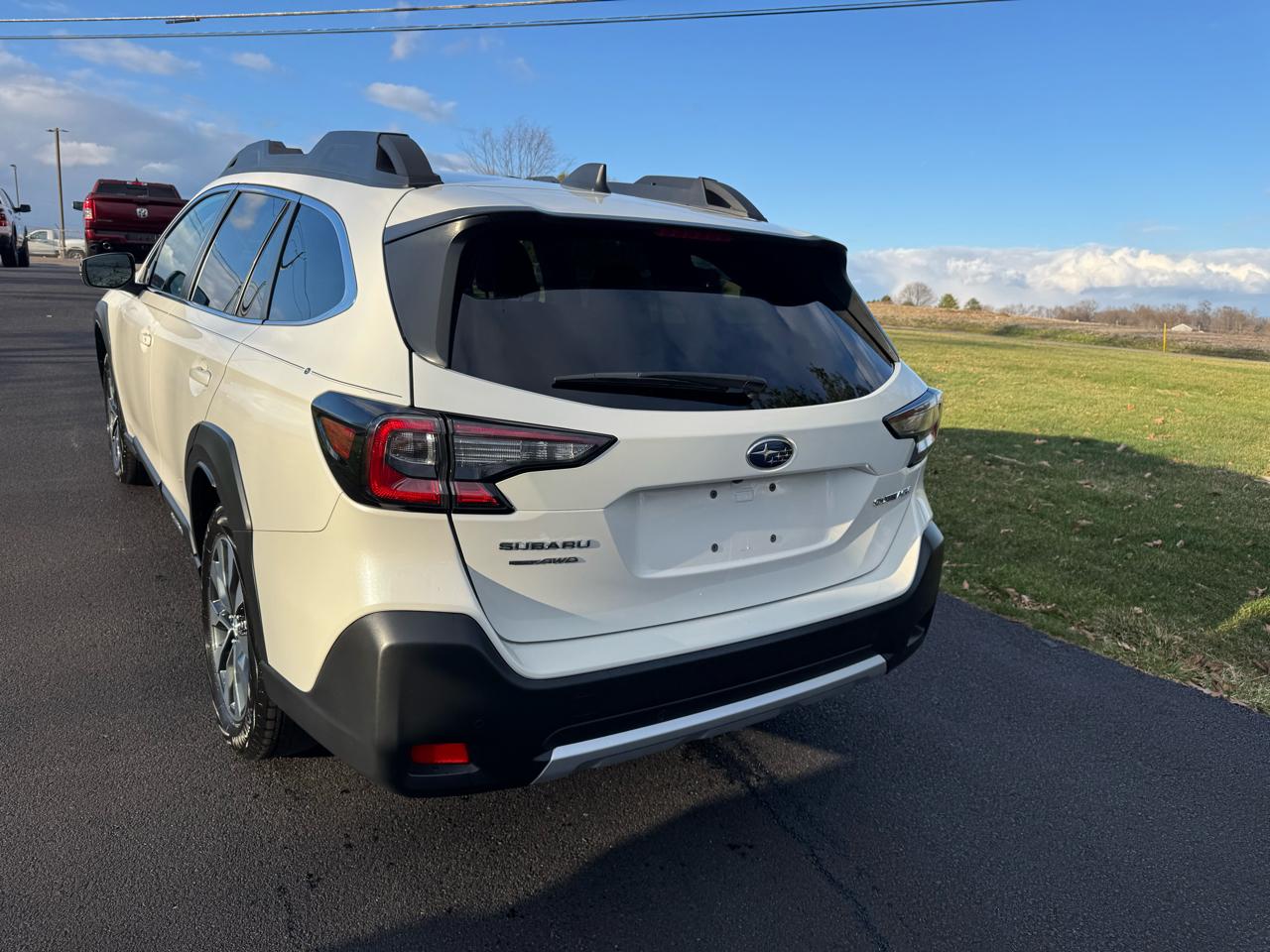 Subaru Outback Limited CVT 2023