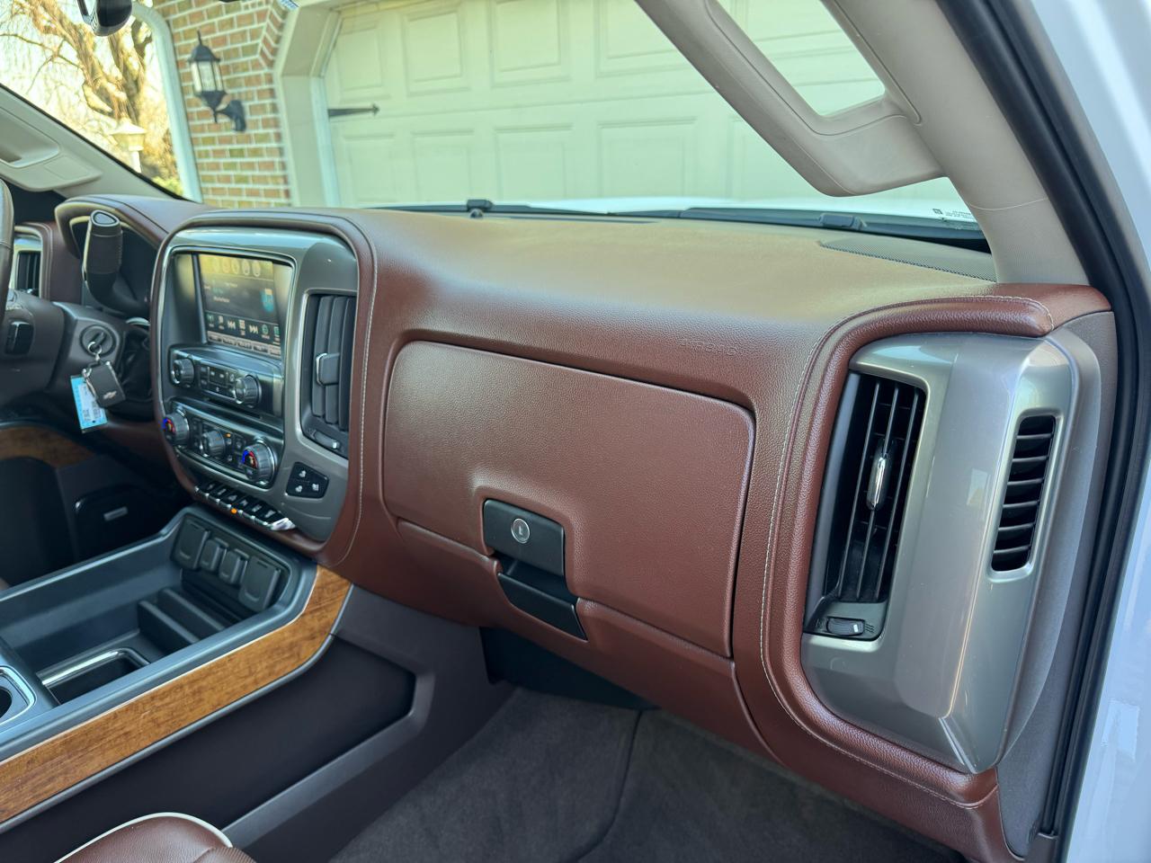 Chevrolet Silverado 3500HD 4WD Crew Cab 167.7" High Country 2016