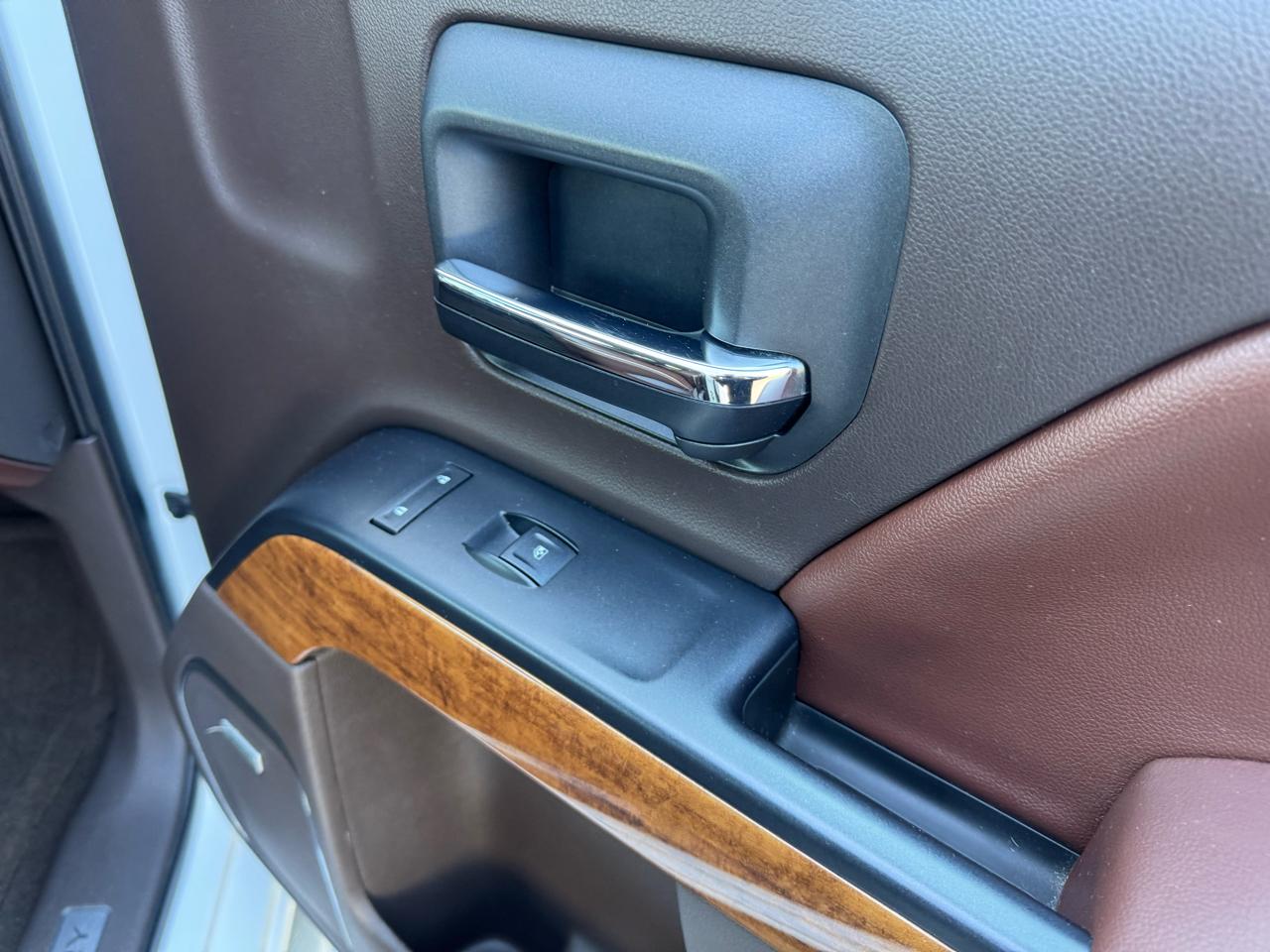 Chevrolet Silverado 3500HD 4WD Crew Cab 167.7" High Country 2016