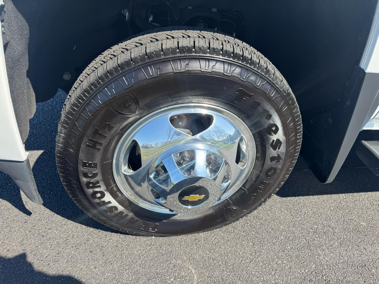 Chevrolet Silverado 3500HD 4WD Crew Cab 167.7" High Country 2016