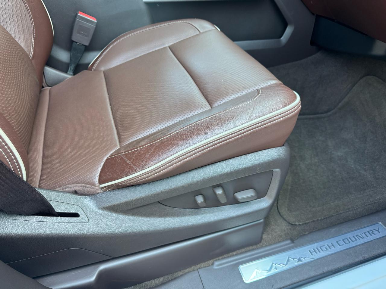 Chevrolet Silverado 3500HD 4WD Crew Cab 167.7" High Country 2016