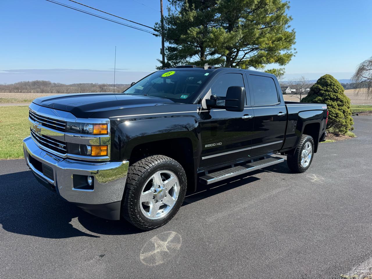2015 Chevrolet Silverado 2500HD 4WD Crew Cab 153.7" LTZ