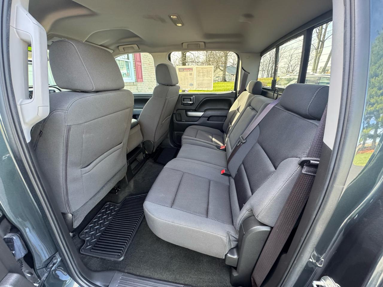 Chevrolet Silverado 1500 4WD Crew Cab 143.5" LT w/1LT 2017