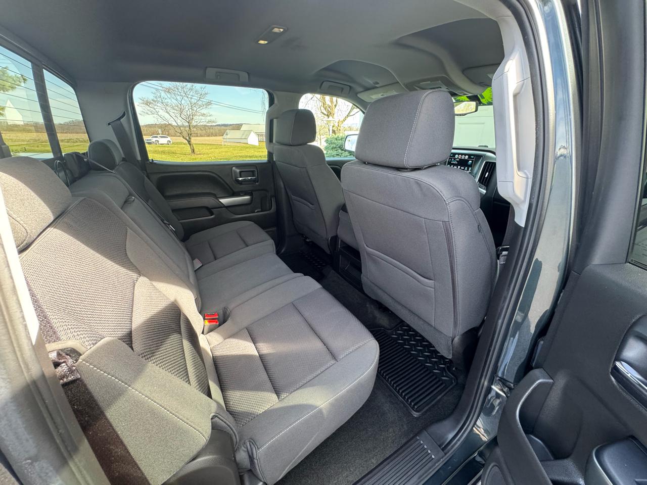 Chevrolet Silverado 1500 4WD Crew Cab 143.5" LT w/1LT 2017