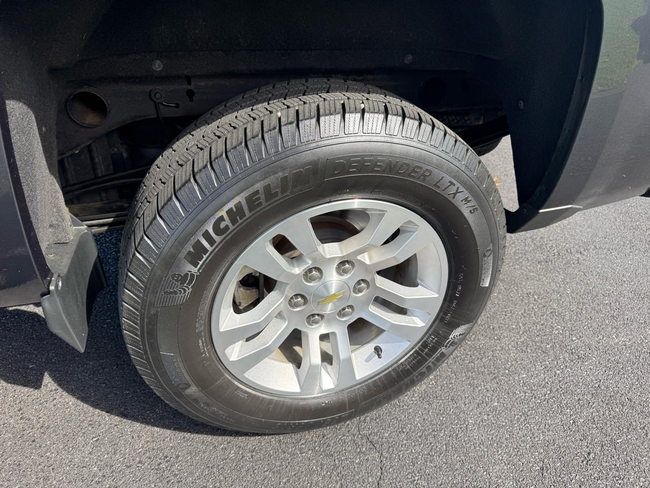 Chevrolet Silverado 1500 4WD Crew Cab 143.5" LT w/1LT 2017