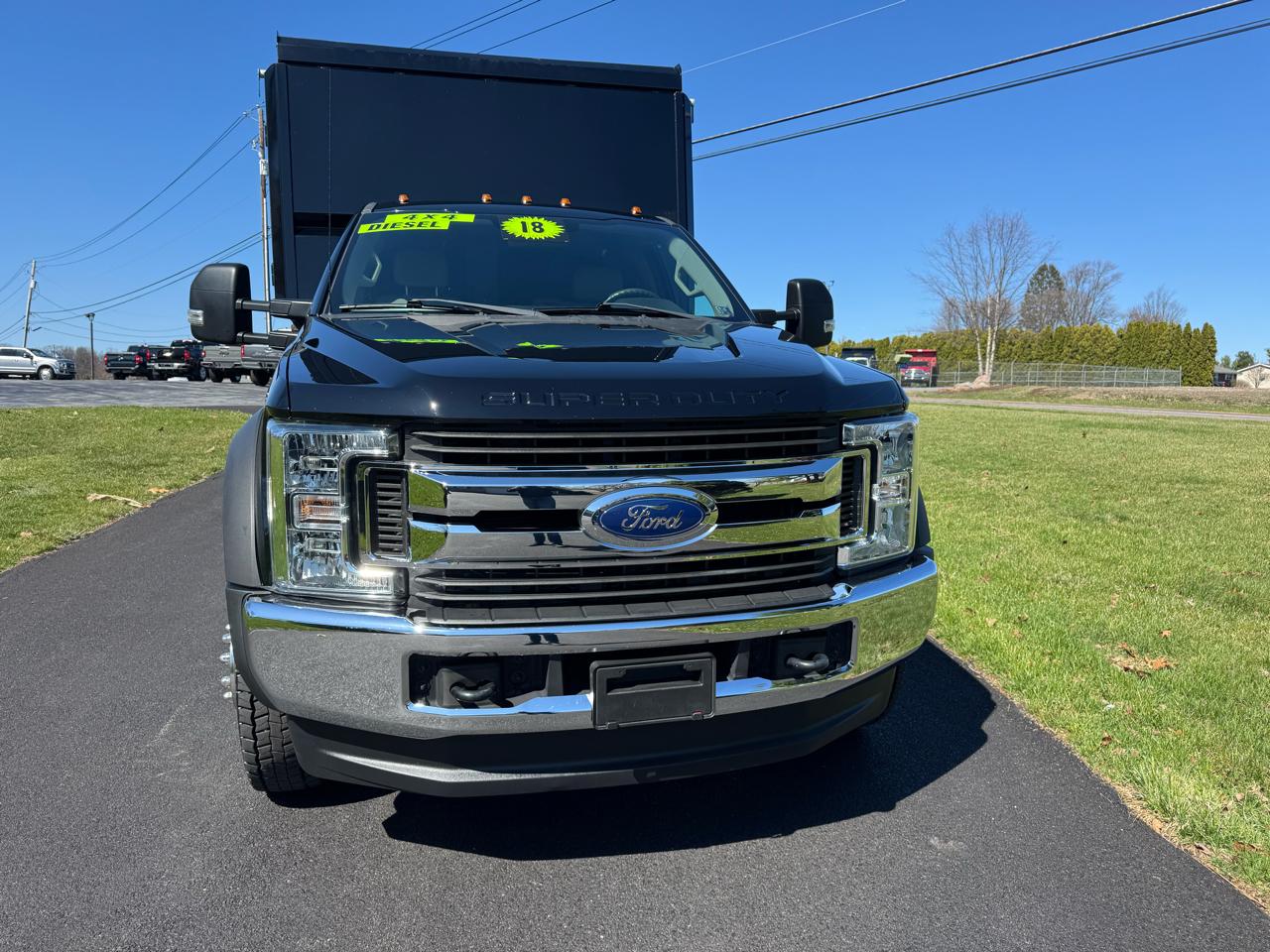 Ford Super Duty F-550 DRW XL 4WD Reg Cab 169" WB 84" CA 2018
