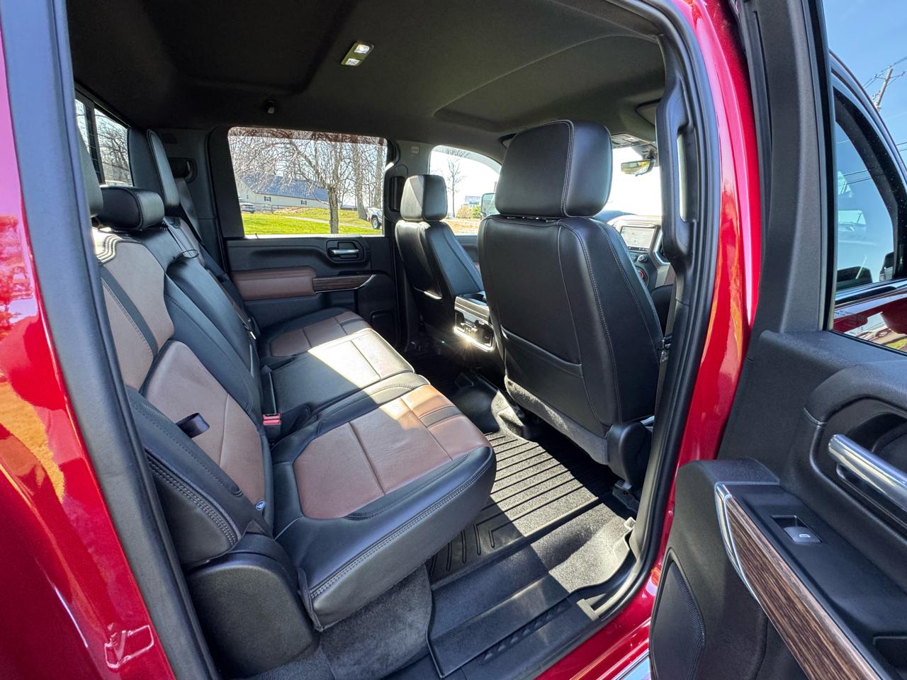 Chevrolet Silverado 2500HD 4WD Crew Cab 159" High Country 2022