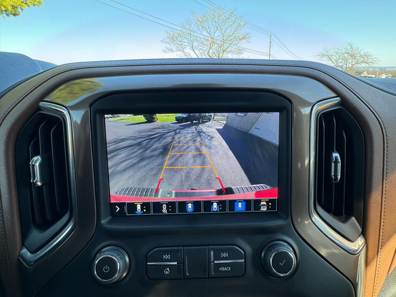 Chevrolet Silverado 2500HD 4WD Crew Cab 159" High Country 2022