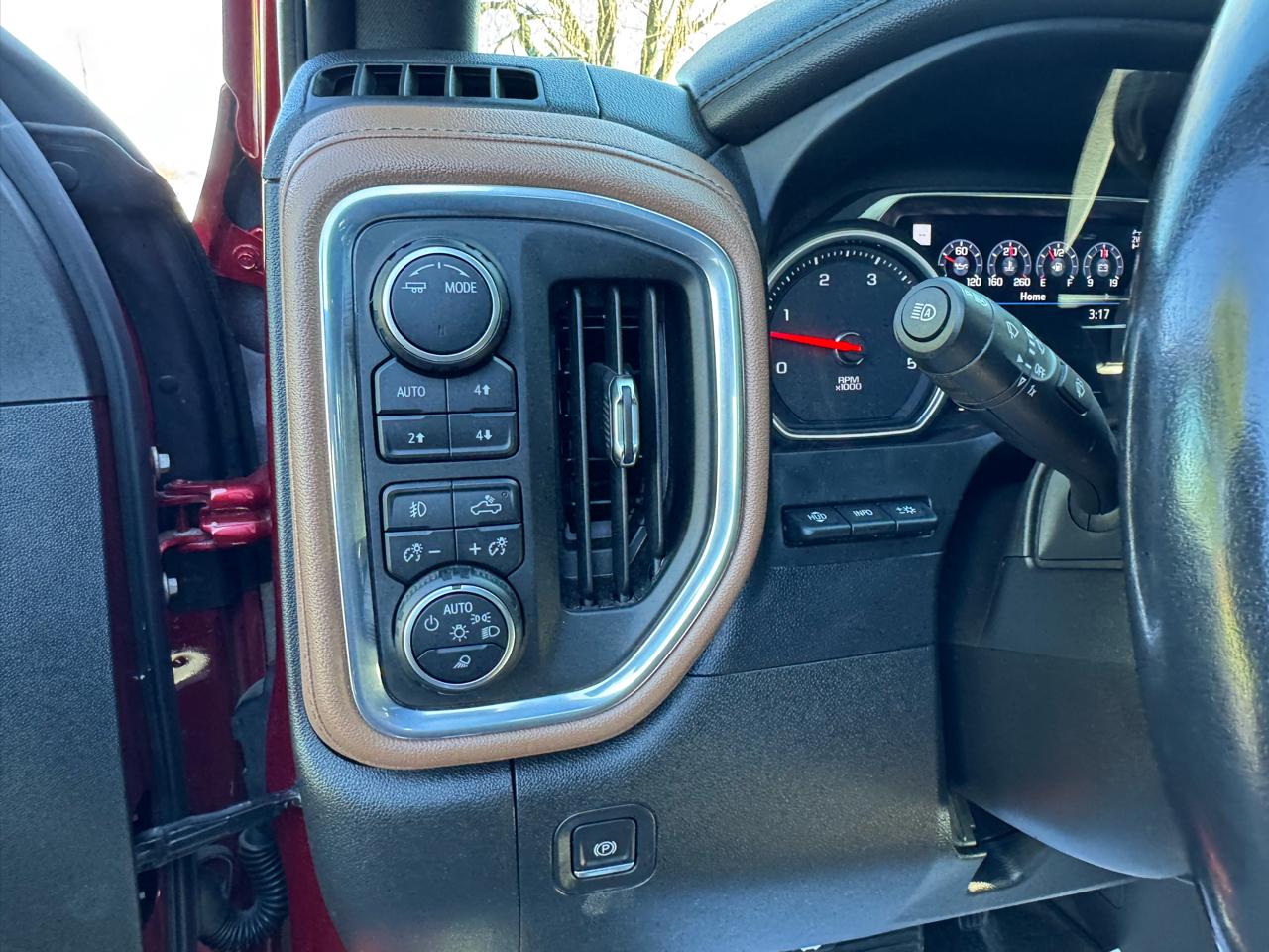 Chevrolet Silverado 2500HD 4WD Crew Cab 159" High Country 2022