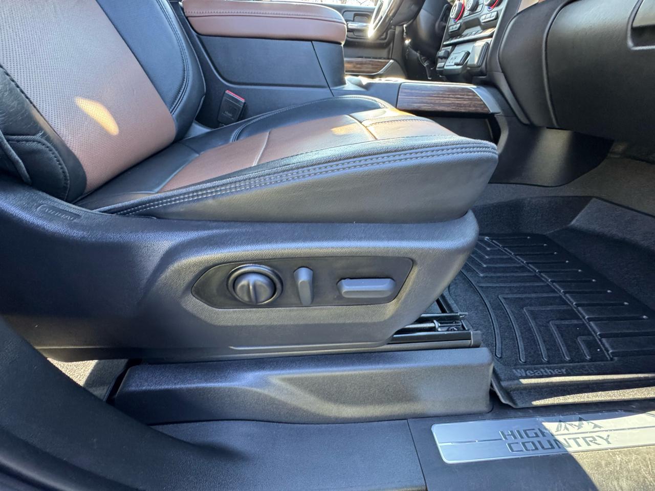 Chevrolet Silverado 2500HD 4WD Crew Cab 159" High Country 2022