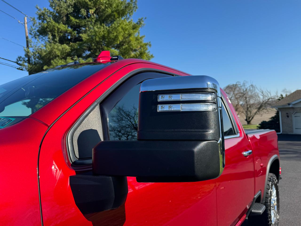 Chevrolet Silverado 2500HD 4WD Crew Cab 159" High Country 2022