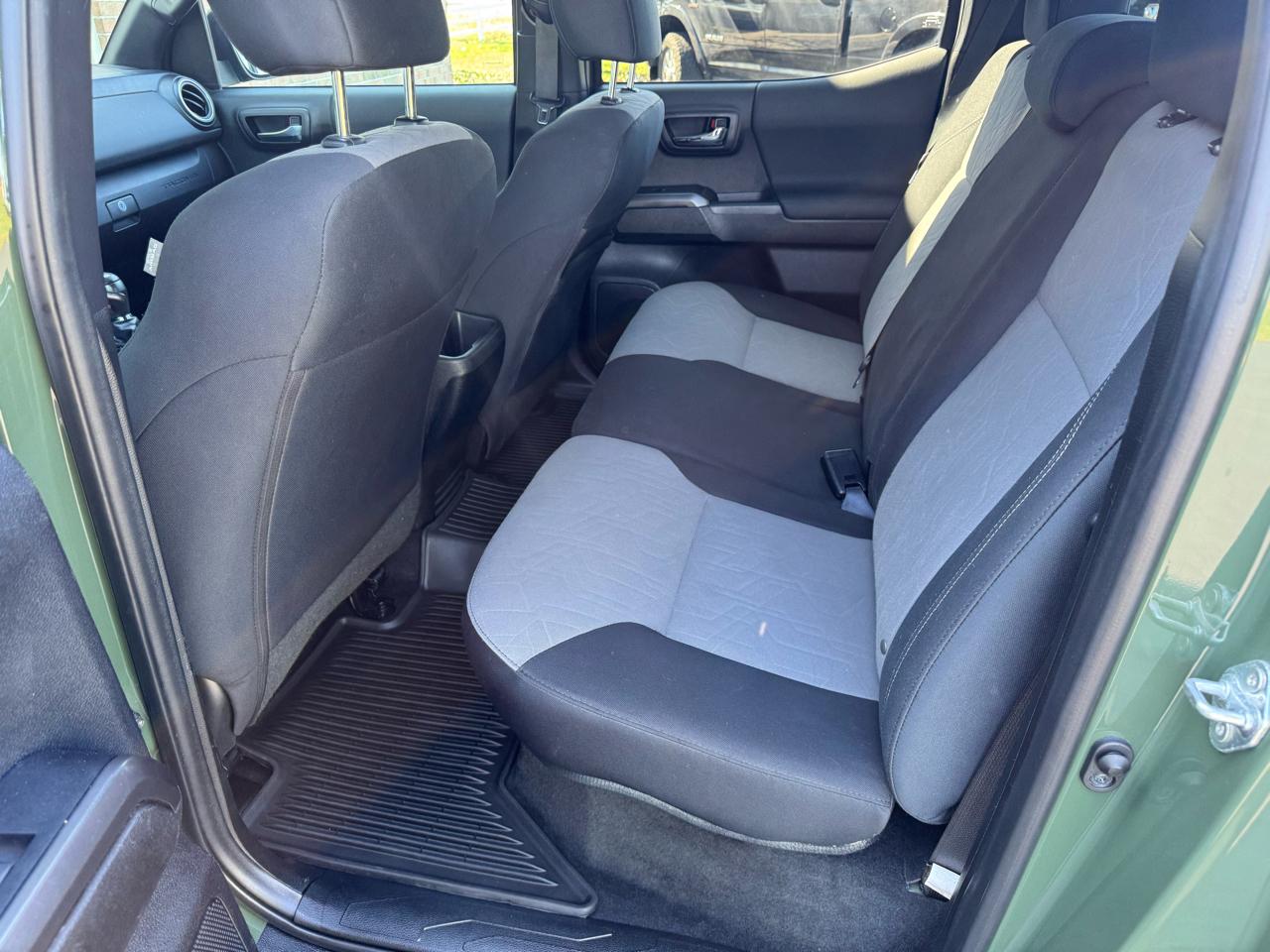 Toyota Tacoma 4WD TRD Off Road Double Cab 5' Bed V6 MT (Natl) 2021