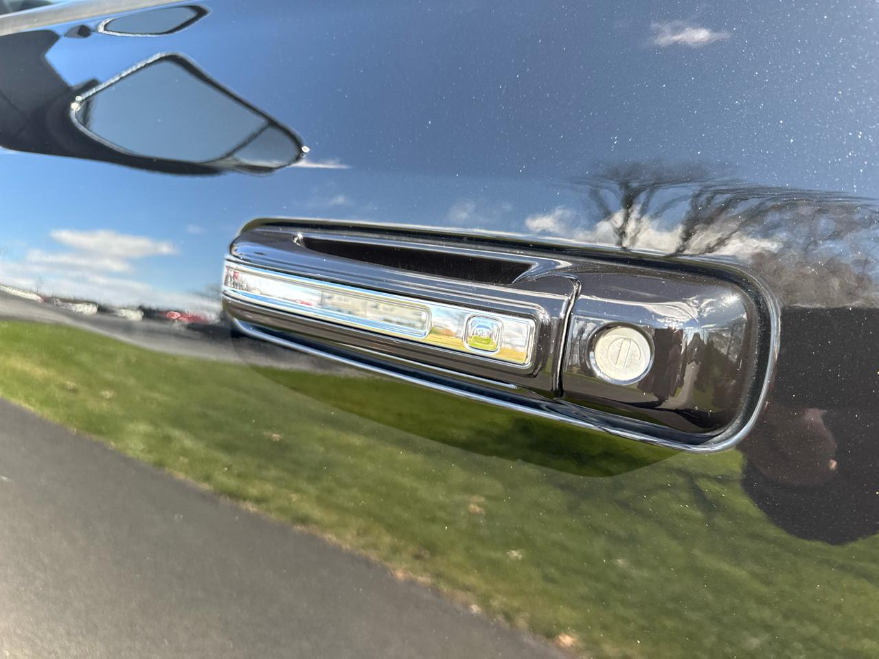 RAM 3500 Laramie 4x4 Crew Cab 6'4" Box 2022