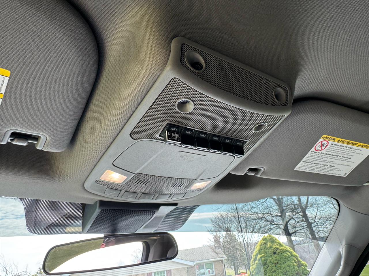 Ford Super Duty F-600 DRW XLT 4WD Reg Cab 169" WB 84" CA 2022