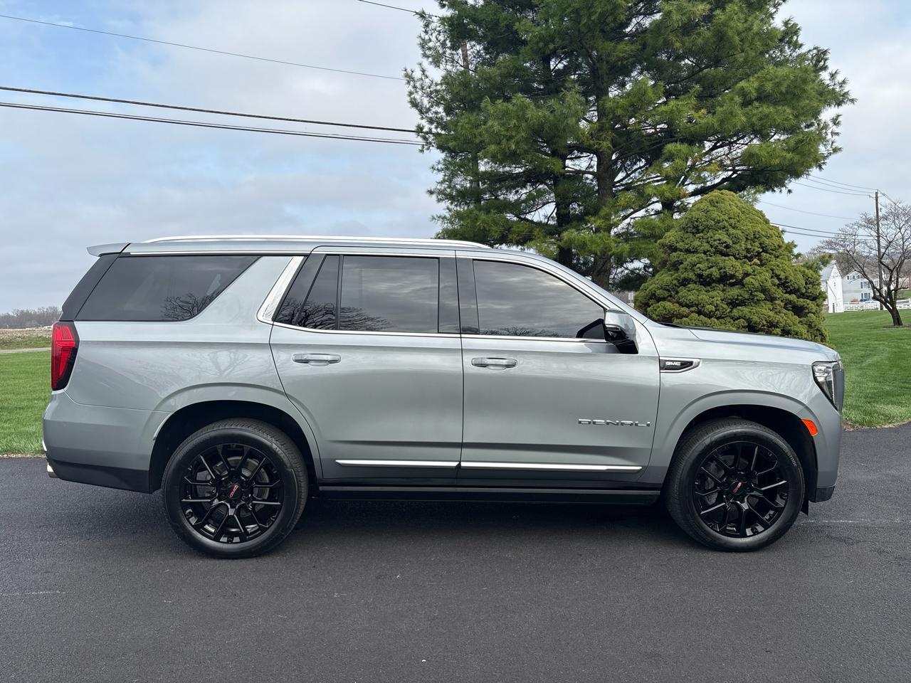 GMC Yukon 4WD 4dr Denali 2024