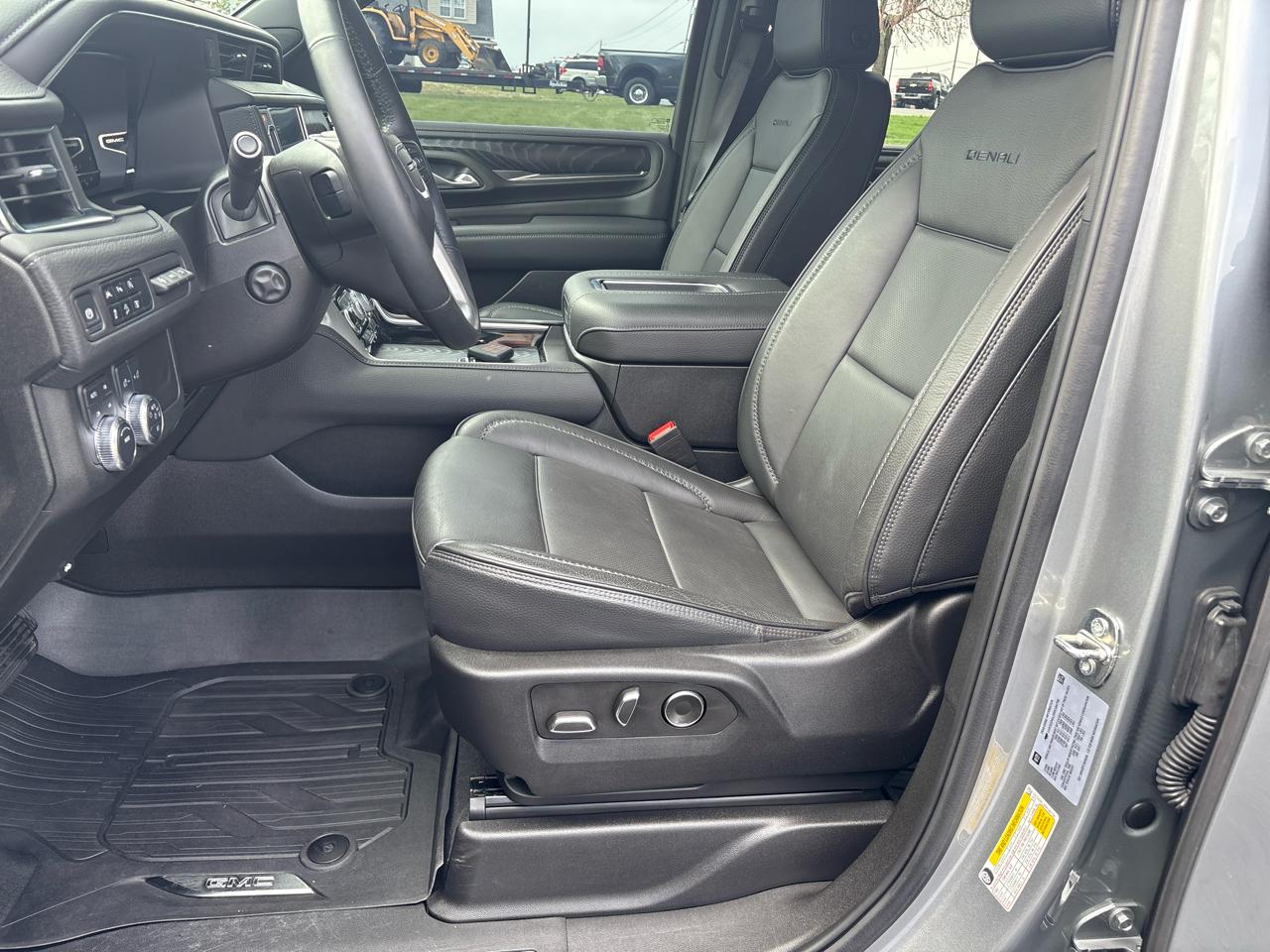 GMC Yukon 4WD 4dr Denali 2024