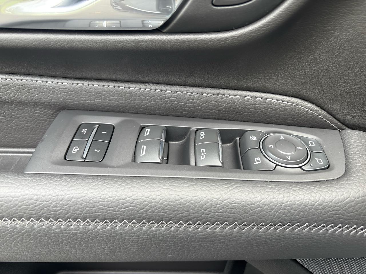 GMC Yukon 4WD 4dr Denali 2024