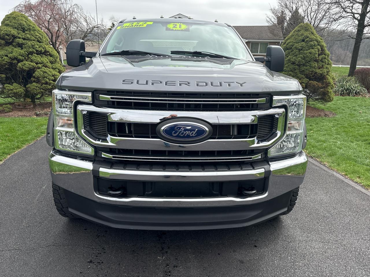 Ford Super Duty F-250 SRW XL 4WD Crew Cab 8' Box 2021