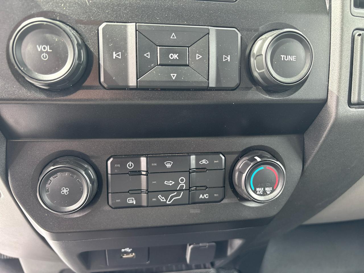 Ford Super Duty F-250 SRW XL 4WD Crew Cab 8' Box 2021