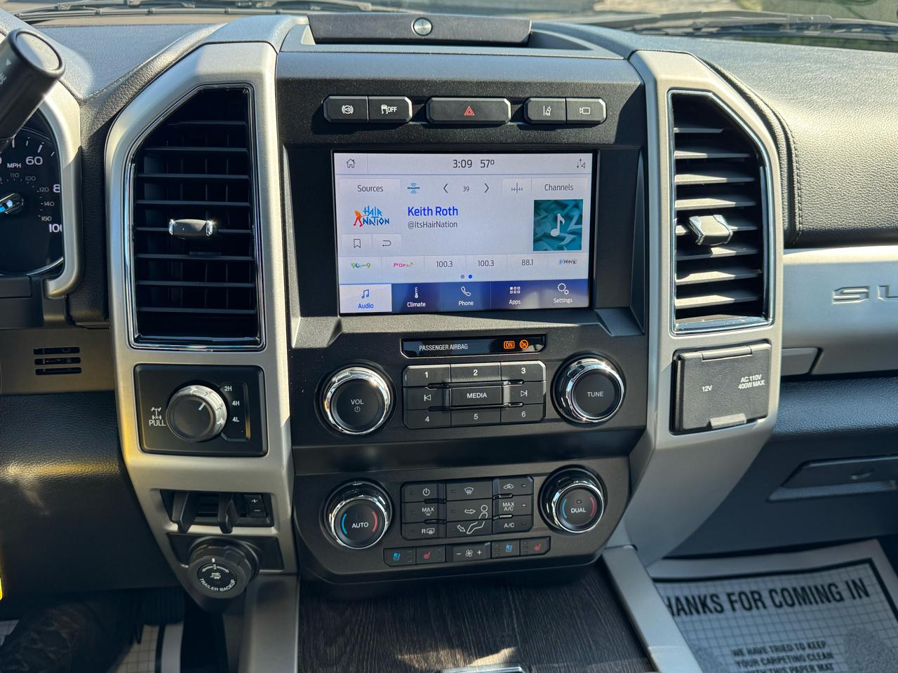 Ford Super Duty F-350 SRW Lariat 4WD SuperCab 8' Box 2021