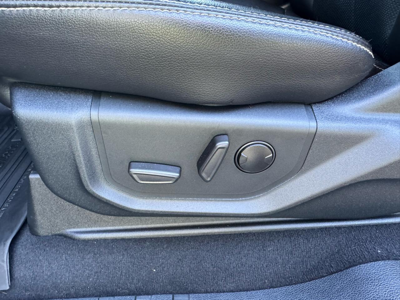 Ford Super Duty F-350 SRW Lariat 4WD SuperCab 8' Box 2021