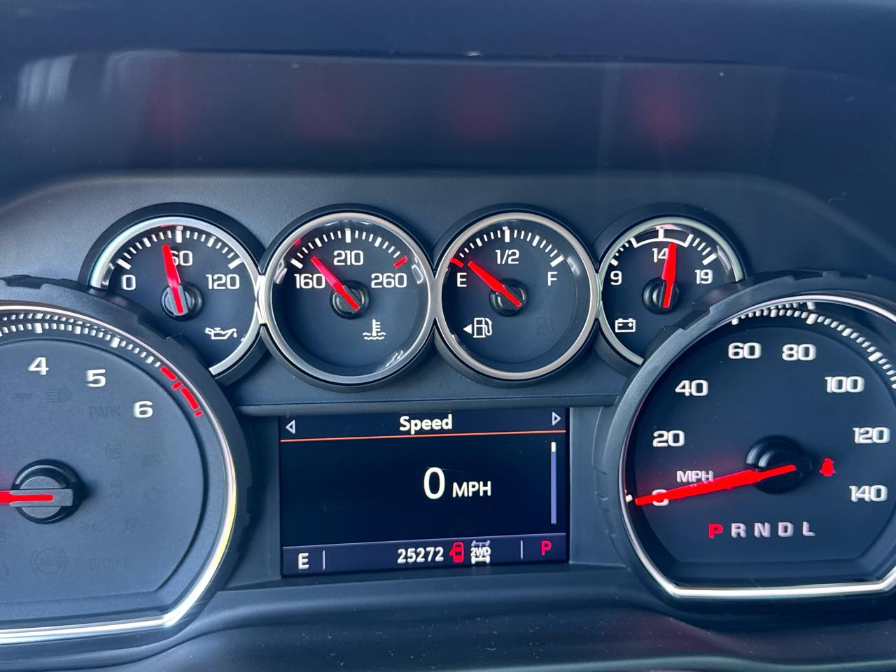 Chevrolet Silverado 1500 RST Crew Cab 4WD LWB 2022