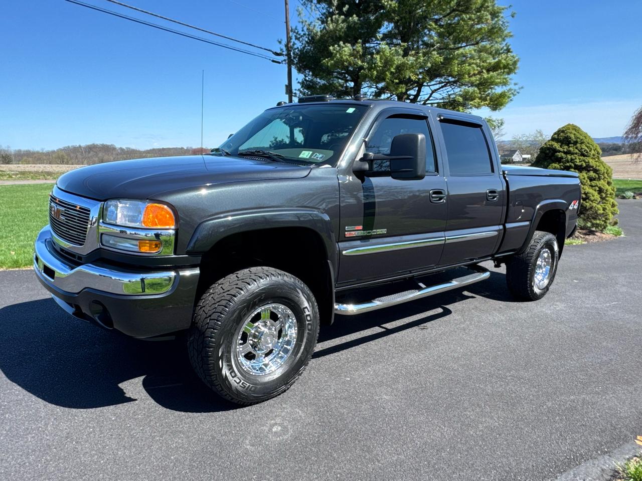 GMC Sierra 2500HD Crew Cab 153" WB 4WD SLE 2005