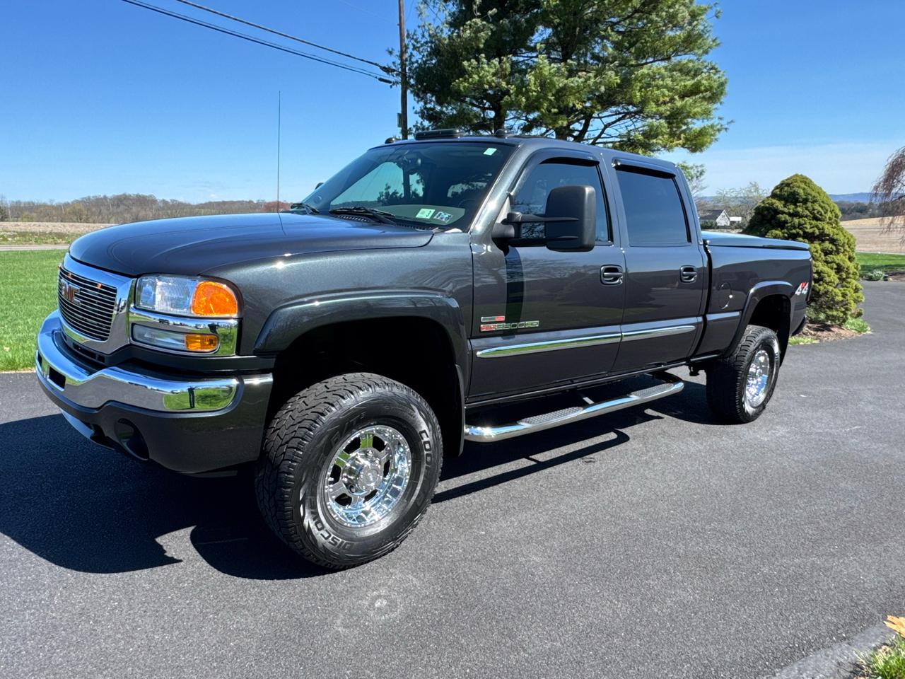 GMC Sierra 2500HD Crew Cab 153" WB 4WD SLE 2005