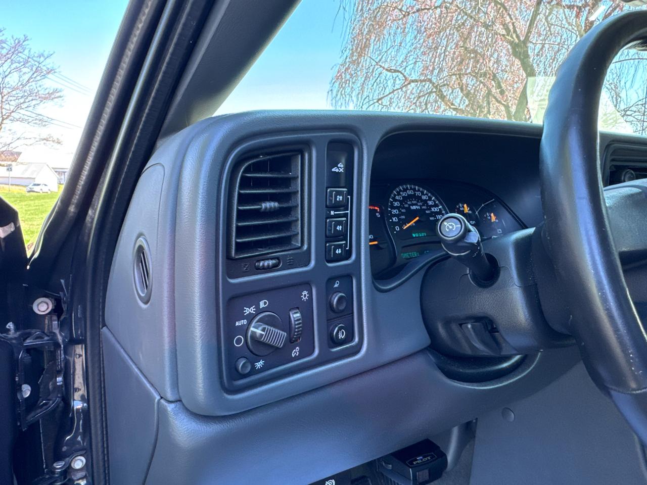 GMC Sierra 2500HD Crew Cab 153" WB 4WD SLE 2005
