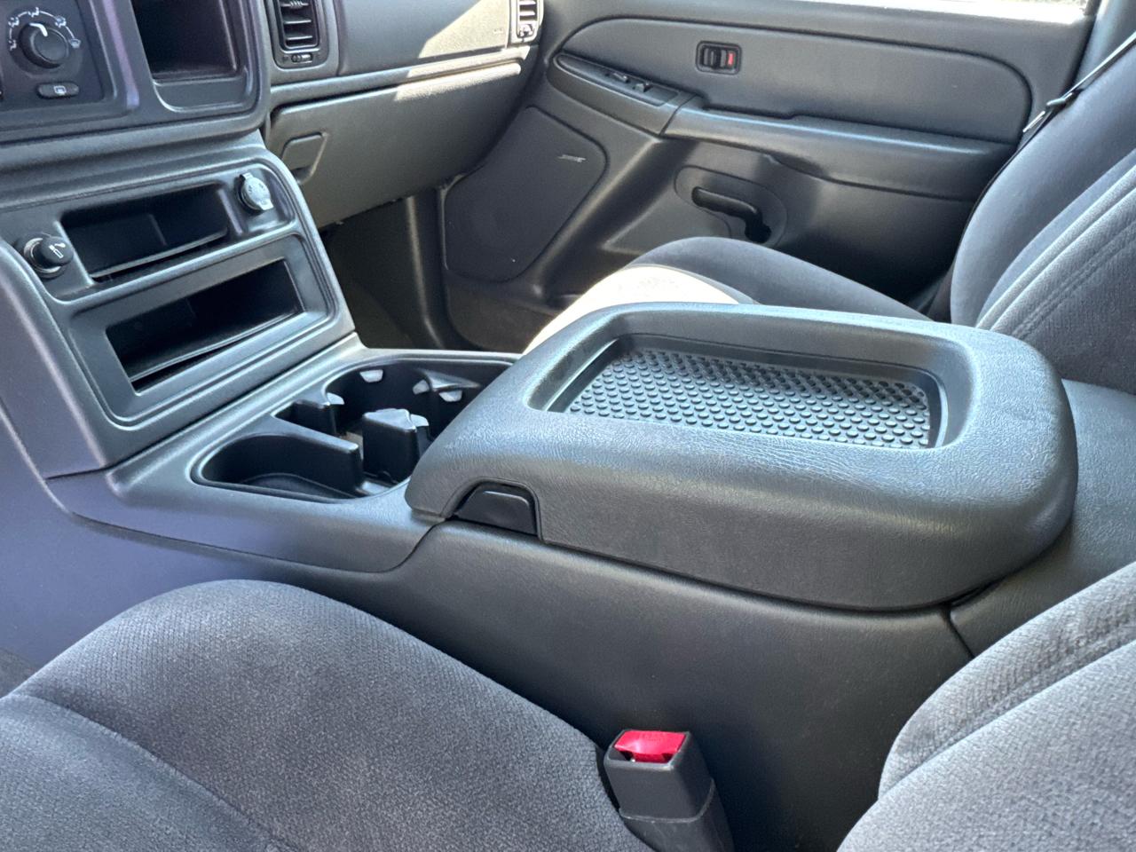 GMC Sierra 2500HD Crew Cab 153" WB 4WD SLE 2005