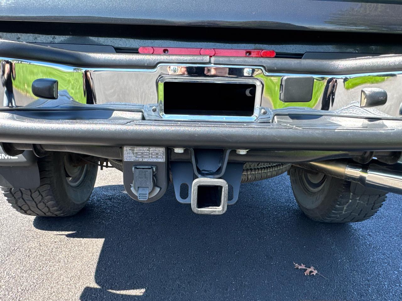 GMC Sierra 2500HD Crew Cab 153" WB 4WD SLE 2005