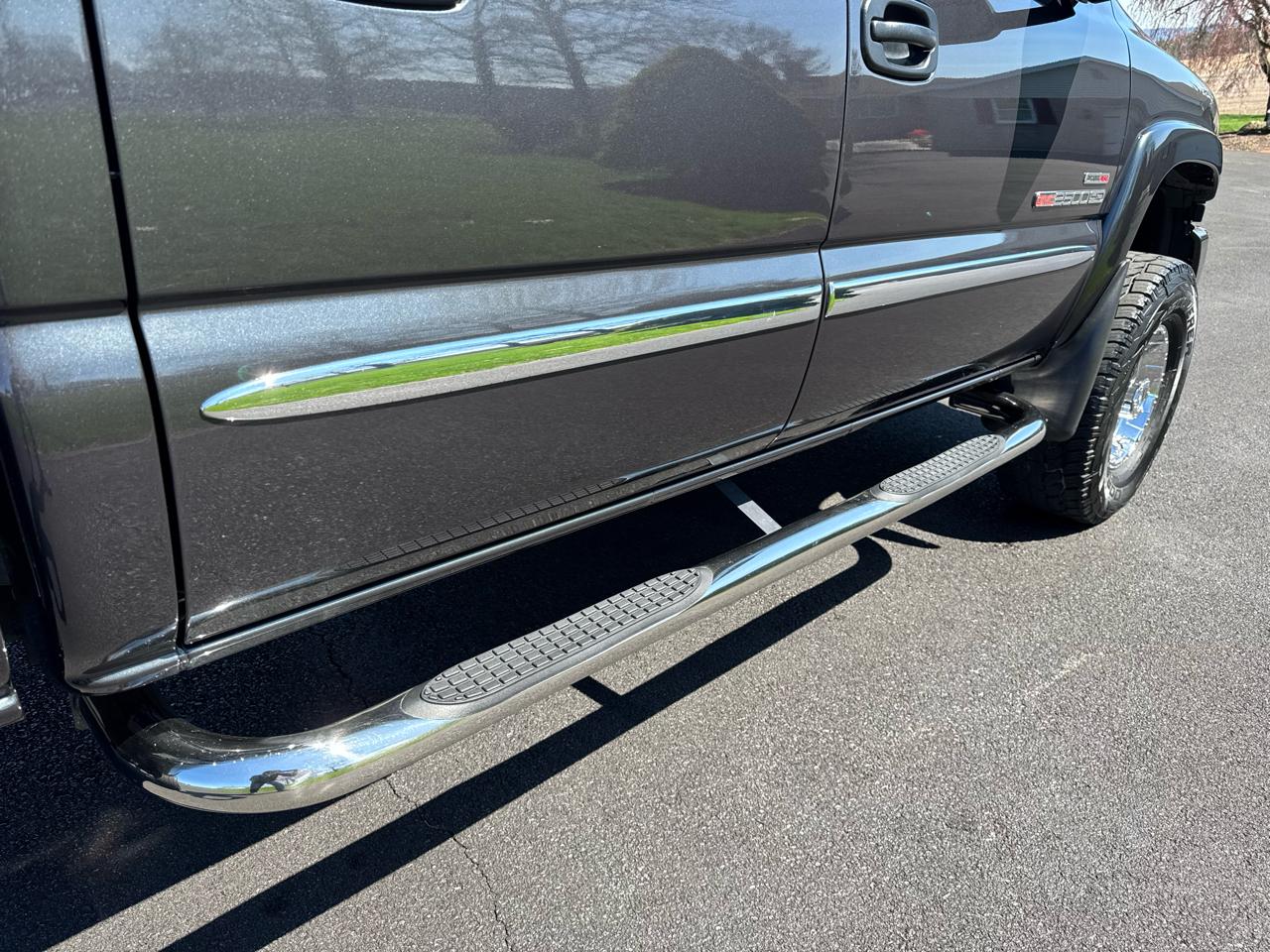 GMC Sierra 2500HD Crew Cab 153" WB 4WD SLE 2005