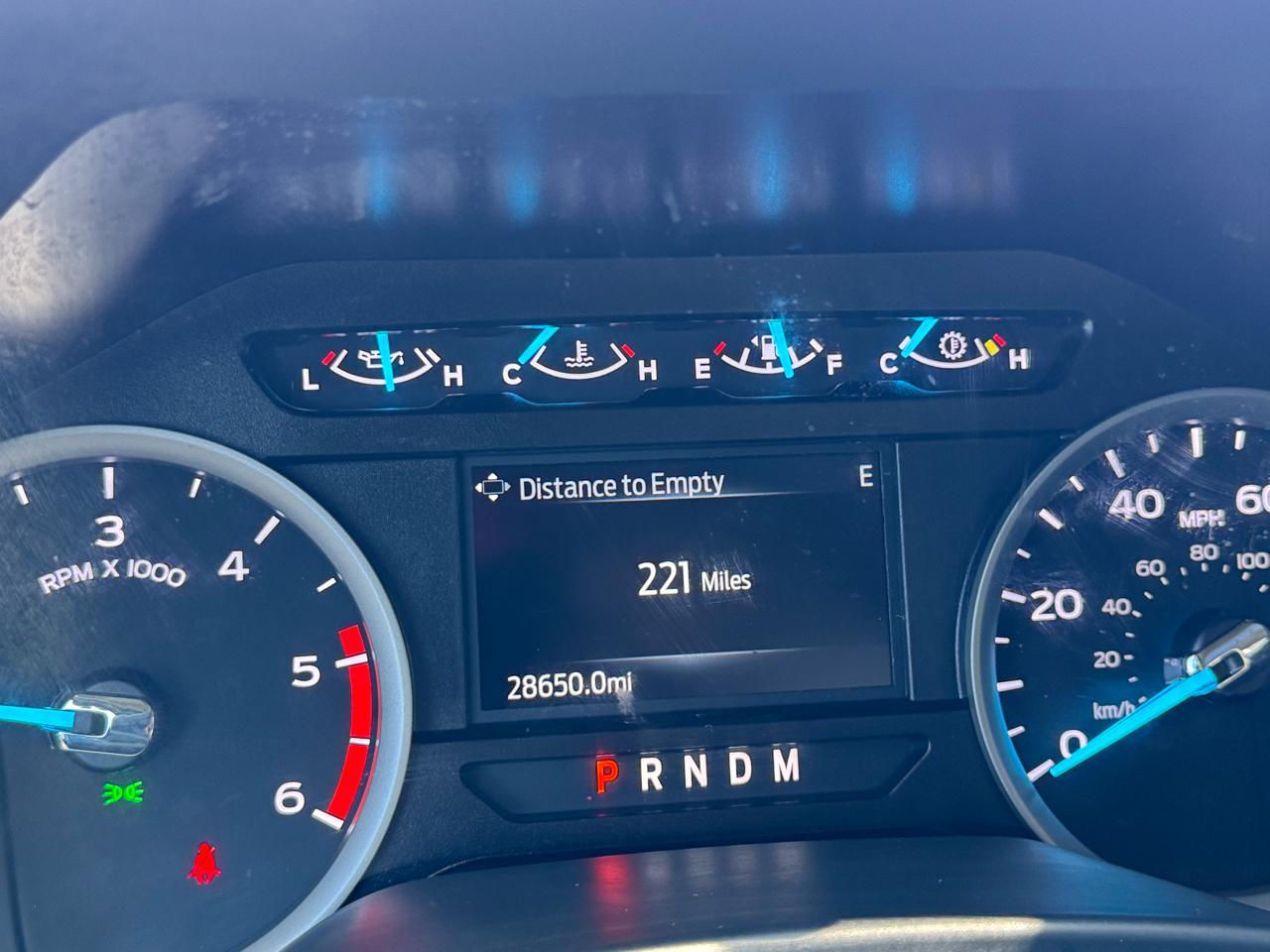 Ford Super Duty F-450 DRW XLT 4WD Reg Cab 145" WB 60" CA XLT 2022