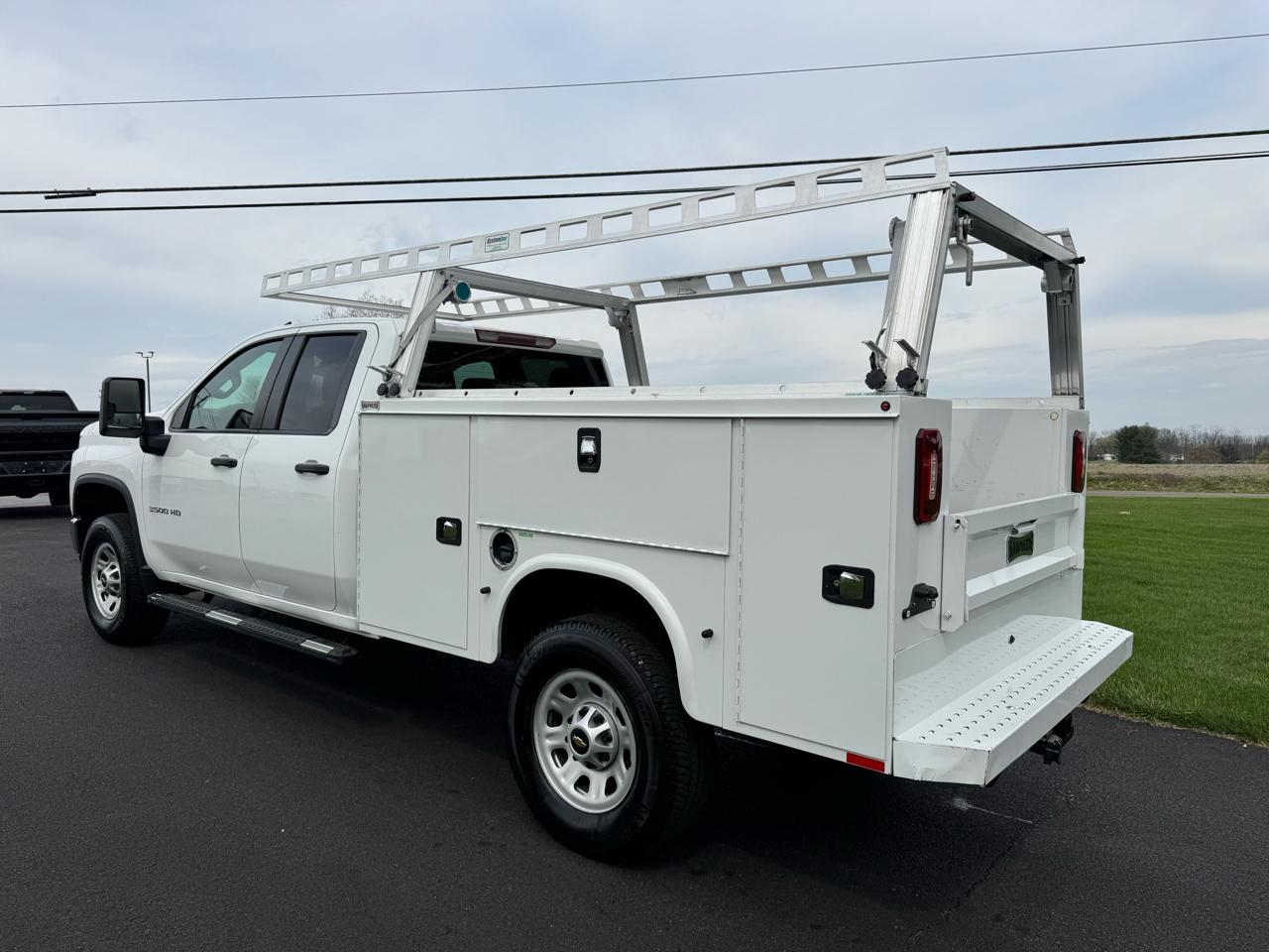 Chevrolet Silverado 3500HD 4WD Double Cab 162" Work Truck 2022