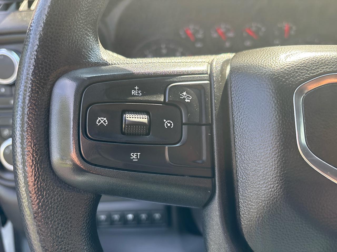 GMC Sierra 3500HD CC 4WD Crew Cab 177" WB, 60" CA Pro 2024