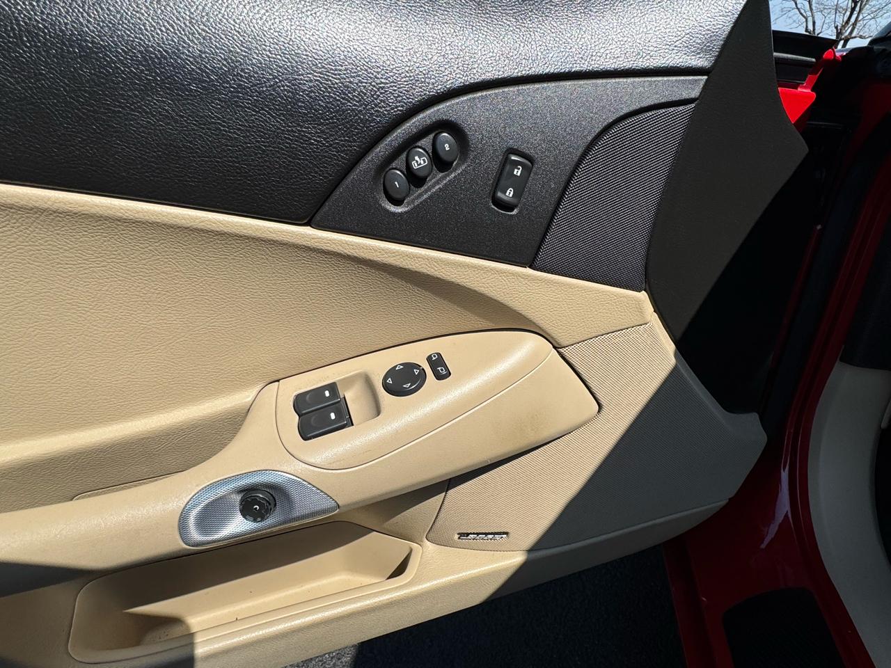 Chevrolet Corvette 2dr Cpe 2005