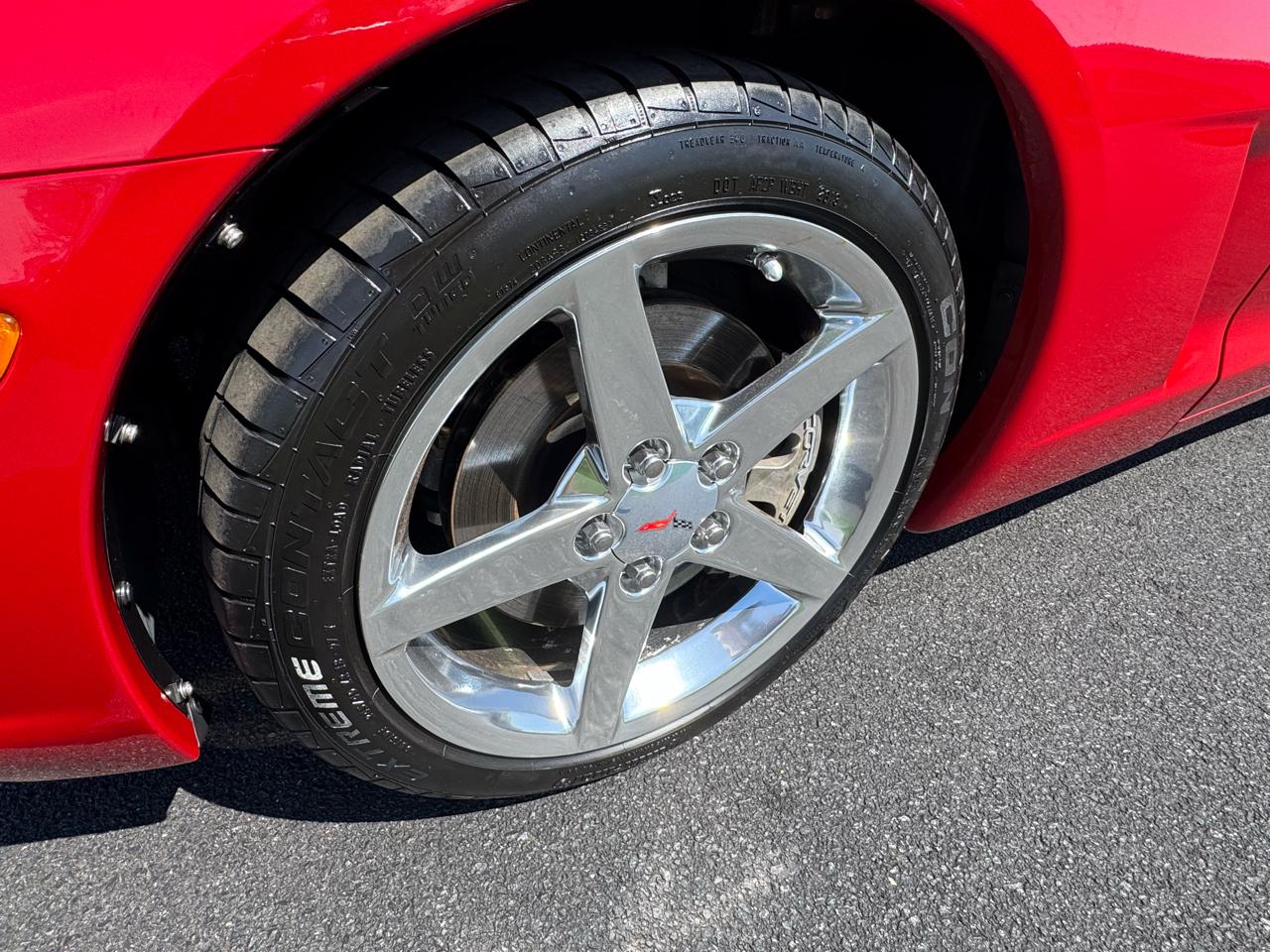 Chevrolet Corvette 2dr Cpe 2005