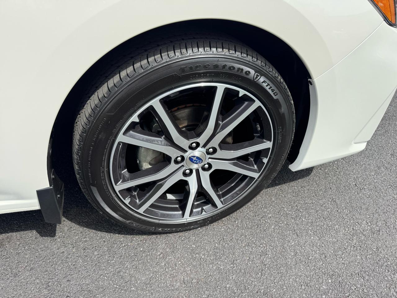 Subaru Impreza 2.0i Limited 4-door CVT 2017