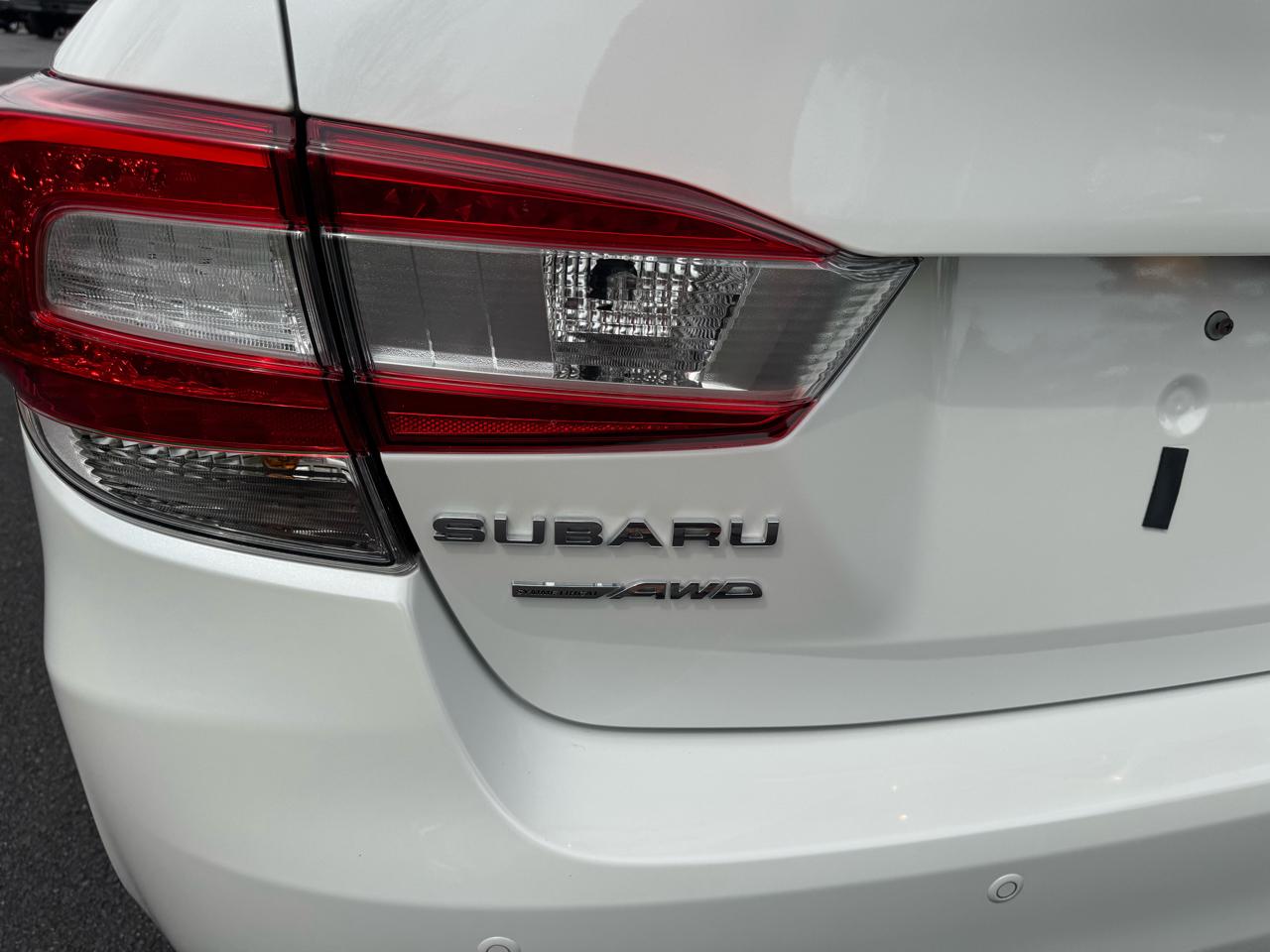 Subaru Impreza 2.0i Limited 4-door CVT 2017