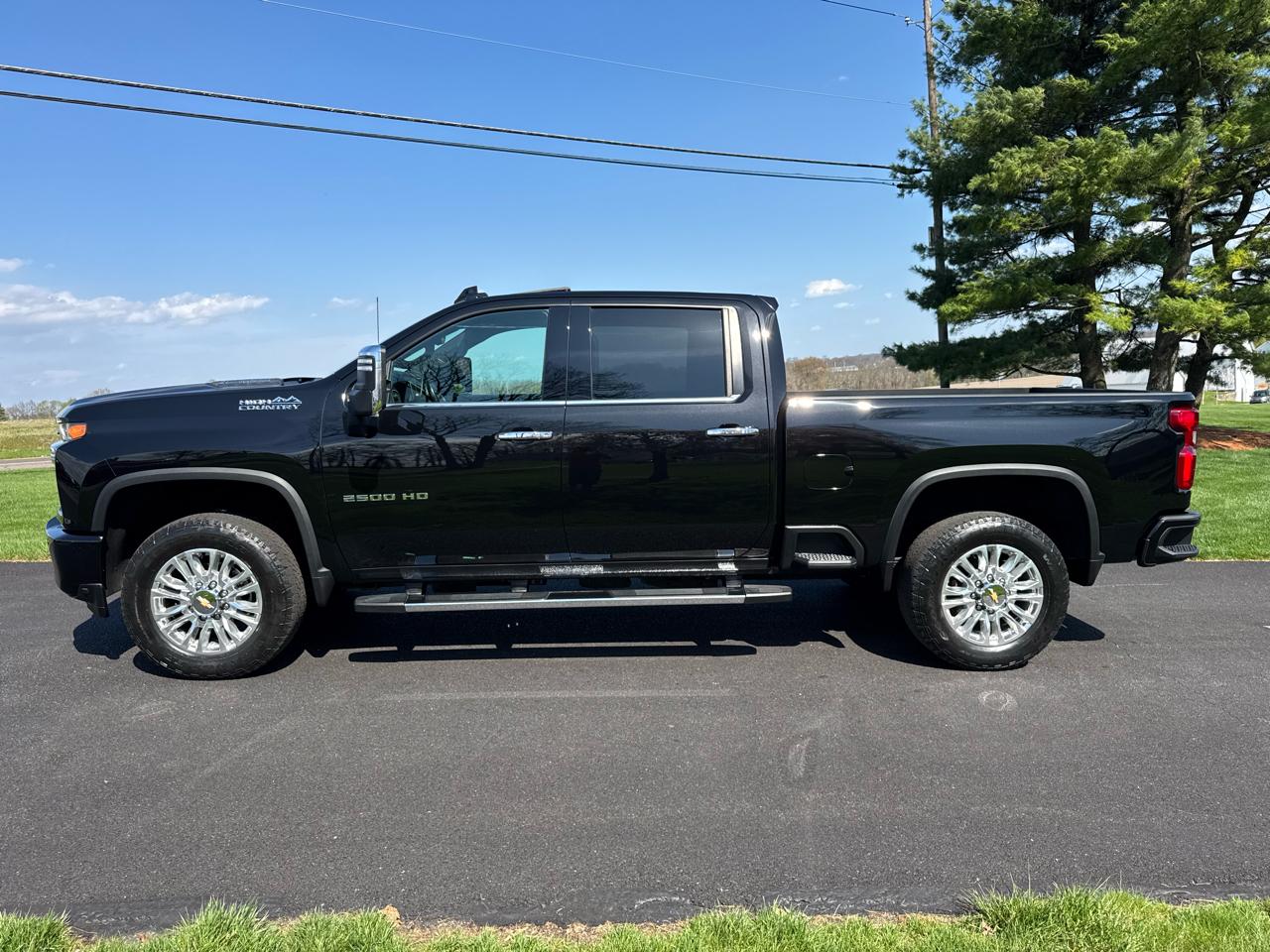 Chevrolet Silverado 2500HD 4WD Crew Cab 159" High Country 2021