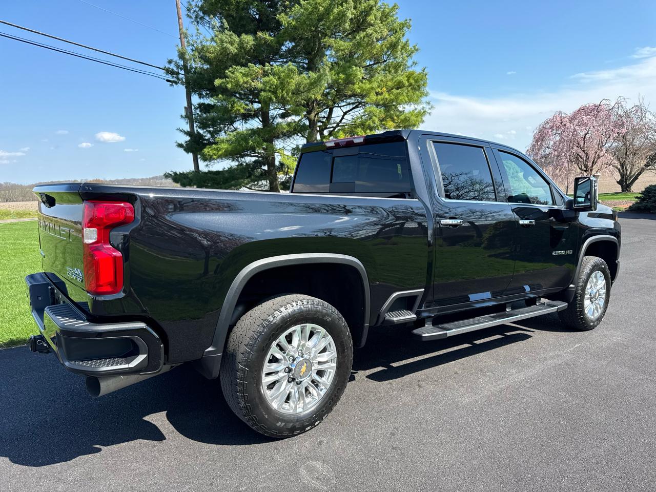 Chevrolet Silverado 2500HD 4WD Crew Cab 159" High Country 2021