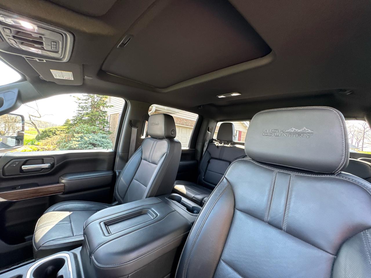 Chevrolet Silverado 2500HD 4WD Crew Cab 159" High Country 2021