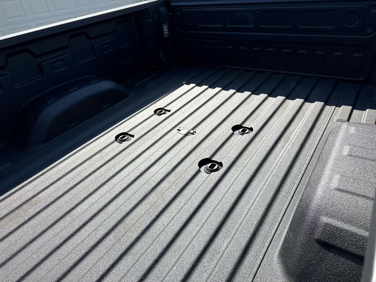 Chevrolet Silverado 2500HD 4WD Crew Cab 159" High Country 2021