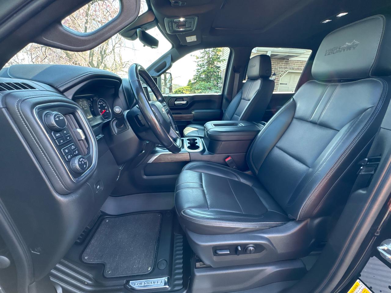 Chevrolet Silverado 2500HD 4WD Crew Cab 159" High Country 2021