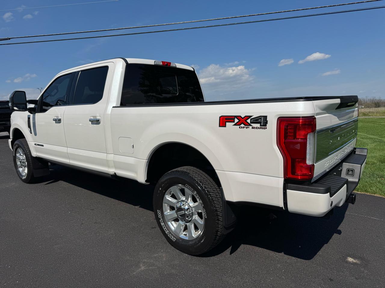 Ford Super Duty F-250 SRW Platinum 4WD Crew Cab 6.75' Box 2019