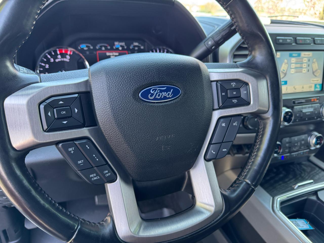 Ford Super Duty F-250 SRW Platinum 4WD Crew Cab 6.75' Box 2019