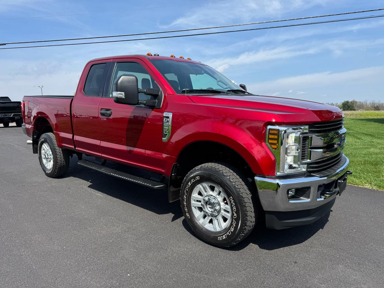 Ford Super Duty F-250 SRW XLT 4WD SuperCab 6.75' Box 2019
